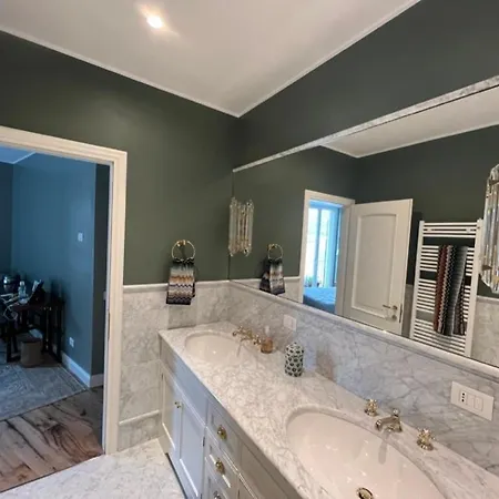 Luxury In In A 5 Bed Front Σπίτι διακοπών *