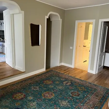 بيت للعطل Luxury In In A 5 Bed Front *