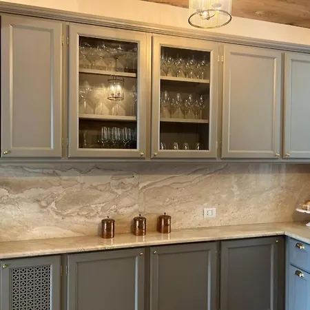Σπίτι διακοπών Luxury In In A 5 Bed Front Valmadrera